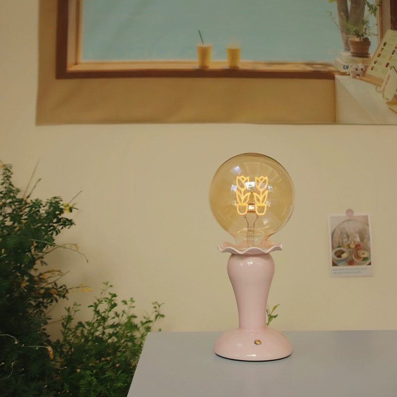 Everlasting Harmony Tulip Lamp - Pink