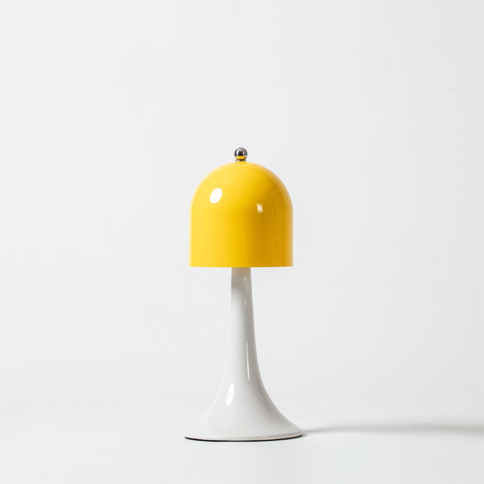 Jingle Table Lamp