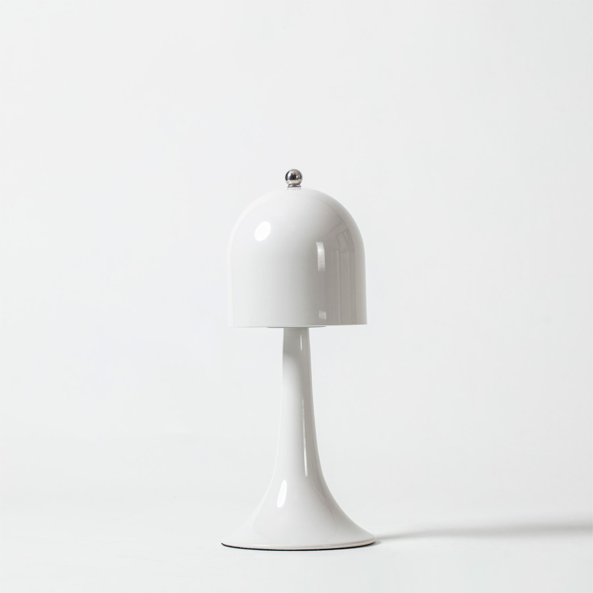 Jingle Table Lamp