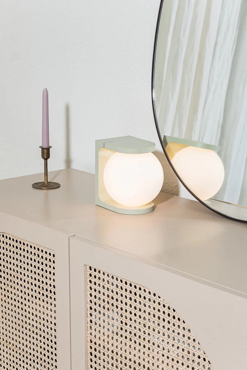 PLAT Table Lamp - Green